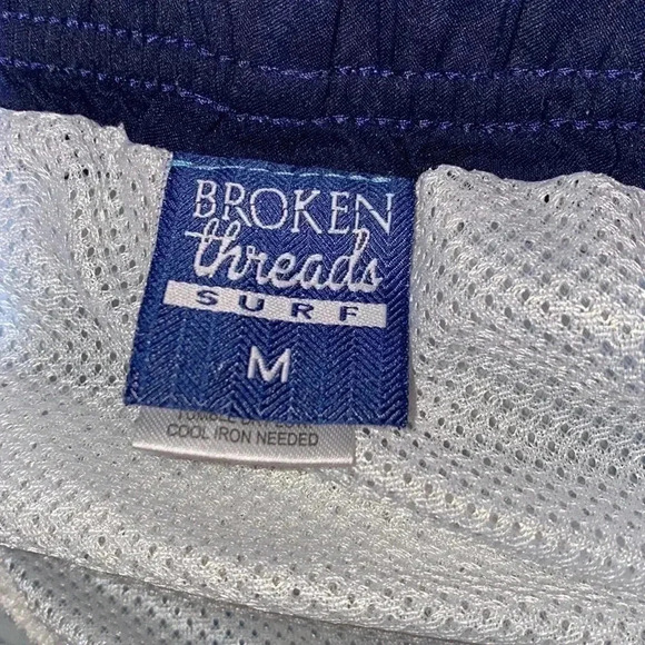 Broke Threads | Men’s Blue Palm Tree Flamingo Swim Shorts Size Medium - Picture 2 of 4